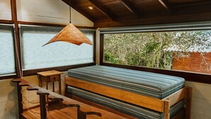 Ảnh chưa phân loại, 2 trong số 79 ảnh, nút