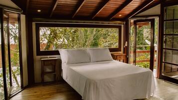 Chalé com Jacuzzi - Surfway Ilha do Mel