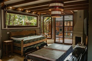 Chalé com Jacuzzi - Surfway Ilha do Mel | Área de estar