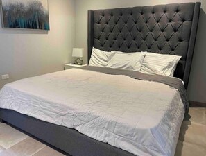 1 bedroom, iron/ironing board, travel cot, WiFi
