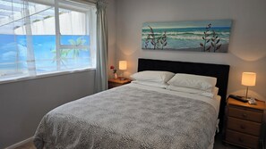 1 bedroom, desk, iron/ironing board, free WiFi