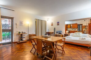 Interior - Casa Camelia by Rentbeat (Roma)