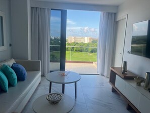 Smart TV - Luxury Getaway: 2-Bedroom Apartment Steps from the Beach and Hard Rock Hotel (Punta Cana)