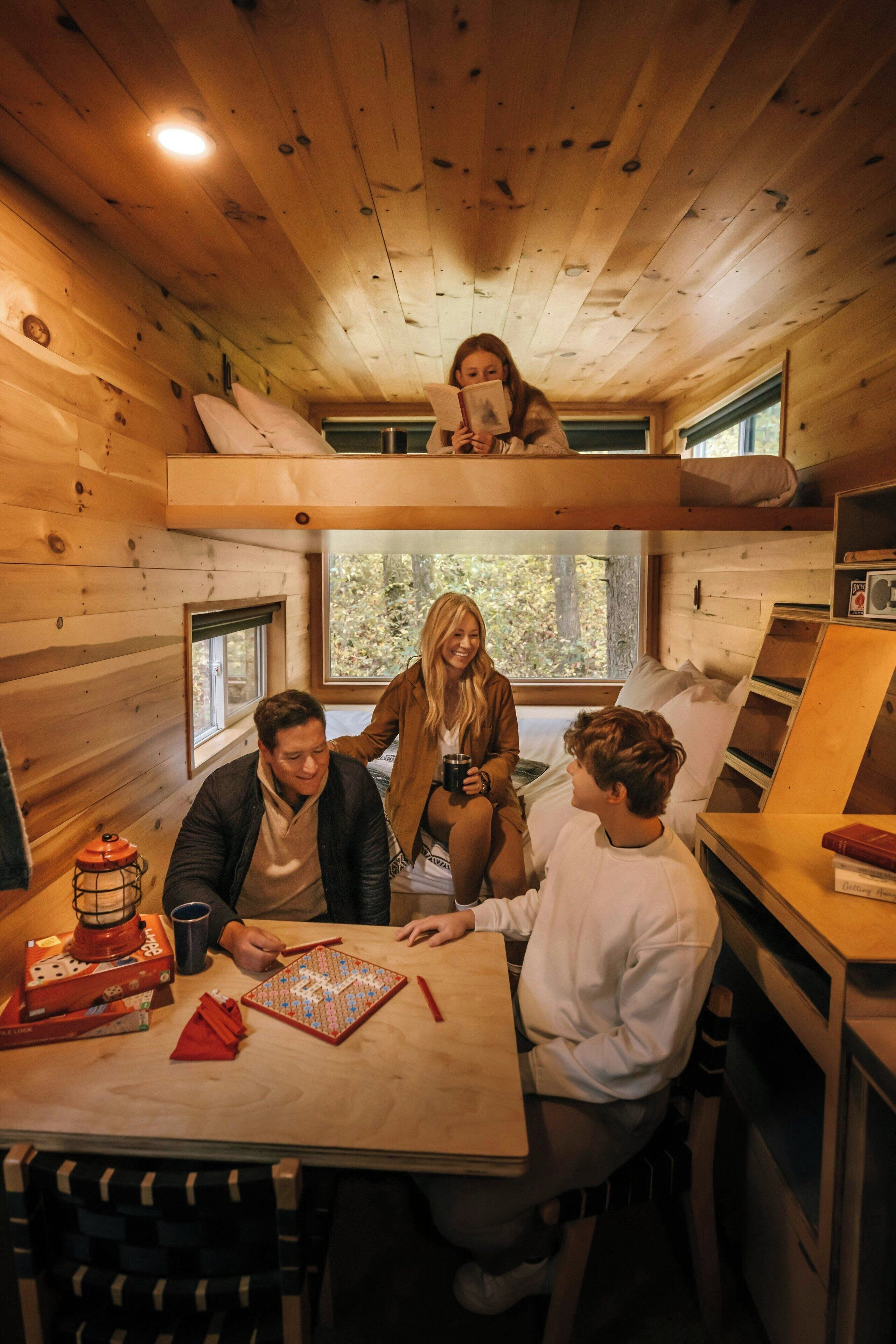 1 dormitorio, escritorio, espacio para trabajar con un portátil