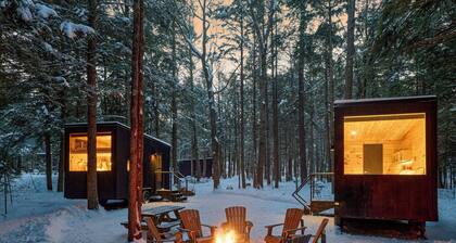 Postcard Cabins The Thumb, Outdoor Collection by Marriott Bonvoy