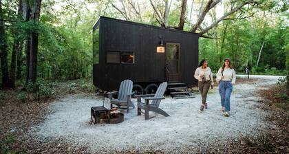 Postcard Cabins The Thumb, Outdoor Collection by Marriott Bonvoy