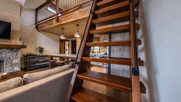 House, Multiple Beds, Hot Tub, Garden View (Getaway at the Wilderness Club) | Living area | 50-inch flat-screen TV with digital channels