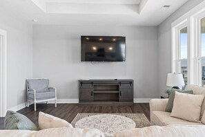 Smart TV, table football