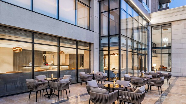 Terrace/patio - Doubletree By Hilton Amman Hotel & Residences (Amman)