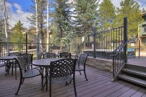 Outdoor dining - Walk to Gondola! Hot Tub/Pool! Winter Shuttle! (Steamboat Springs)