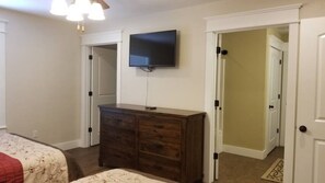 6 Schlafzimmer, WLAN, Bettwäsche