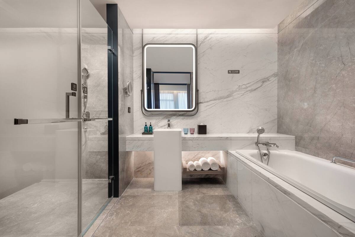 Suite, 1 Bedroom | Premium bedding, memory-foam beds, desk, laptop workspace