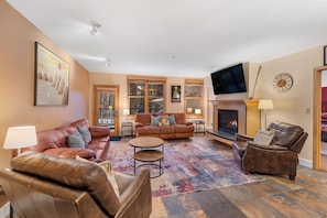 Condo (3 Bedrooms) | Property amenity - Sm8194-3 (Keystone)
