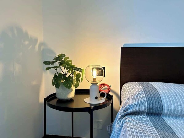 Iron/ironing board, travel crib, free WiFi, bed sheets