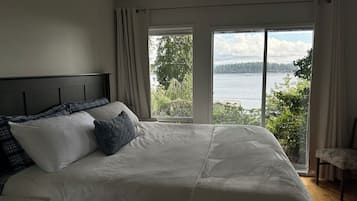 4 quartos, berço de viagem, Wi-Fi de cortesia, roupa de cama