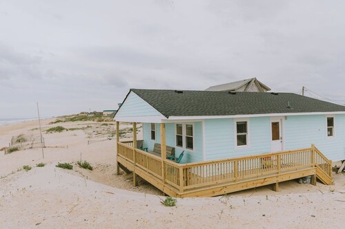 Coastal Dune 3: Oceanfront Cottage on the Sand in Nags Head!