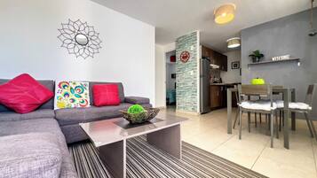 Comfort-Apartment, Terrasse | Wohnbereich