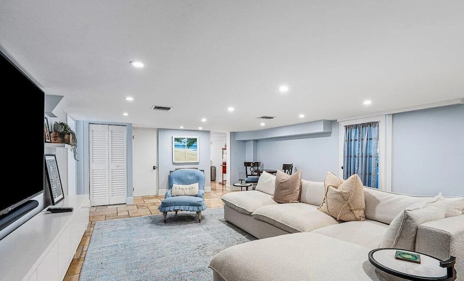 Stunning Florida Backyard Oasis W/access To A Private Residences Beach - Pompano Beach, FL