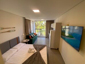 Comfort Studio, City View | Laptop workspace, free WiFi - Nawa Beach - 106 by La Playa (Tamandaré)