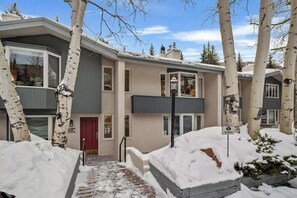 Exterior - Vail Village Condo, Walk to Ski Lift (Vail)