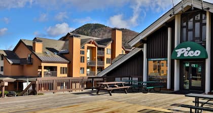 Pico's Doorstep: Ski On/Off. Steps to Lifts! Close to Killington.