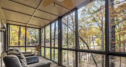 Serenity Condo - Golf Course Views, Pet Friendly + Access to Big Canoe Community!