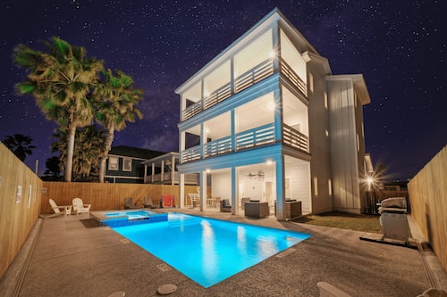 House (5 Bedrooms) | Front of property