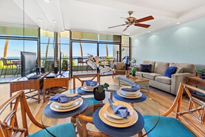 Interior - Oceanfront retreat with breathtaking ocean views (Lahaina)