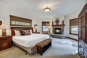 3 chambres, fer et planche à repasser, accès au Wi-Fi (inclus)