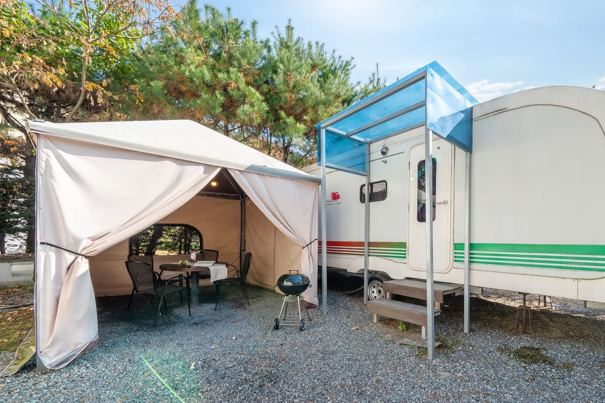 Chambre, 1 chambre (Caravan5(Private BBQ)) | 1 chambre, Wi-Fi gratuit