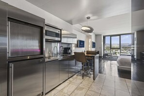 Fridge, microwave, stovetop, dishwasher - Studio Mountain View | at Palms Place (Las Vegas)
