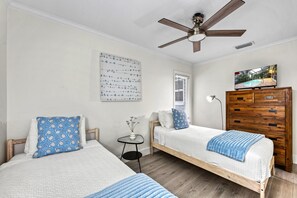 3 Schlafzimmer, Bügeleisen/Bügelbrett, kostenloses WLAN, Bettwäsche
