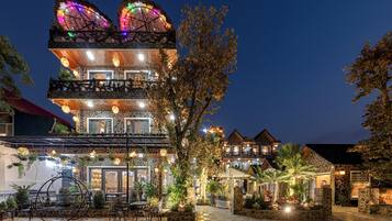 Fachada de la propiedad