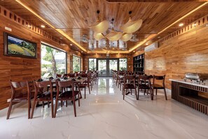 Restaurant - Tam Coc Orchid Hotel & Spa (Hoa Lu)