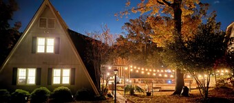 Hailey’s Lake House with Pool and Hot Tub.