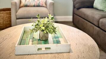 Smart TV, video games