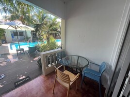 Suite estudio, vistas a la piscina | Terraza o patio