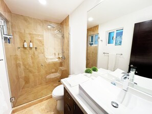 Bathroom - High-End Waterfront Condo Secrets Waters (Puerto Aventuras)