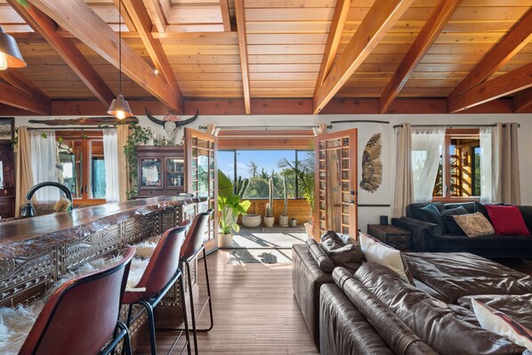 Interior - Come visit the Lodge at Freestone (Sebastopol)