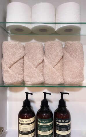 Miscellaneous - 2-bedroom apartment in enjoyable Seoul,Itaewon with WiFi, AC (Seoul)