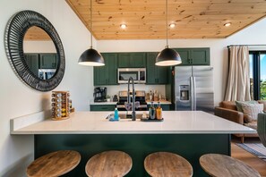 Fridge, microwave, oven, stovetop - The Cozy Nook~ NEW Luxurious Modern Retreat Cabin with Hot Tub, Game Room, Grill (Sevierville)