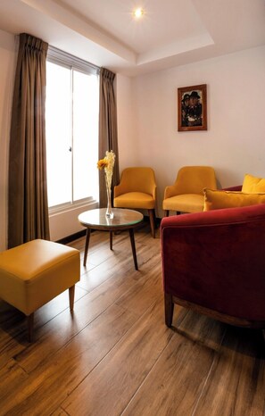 Suite Deluks | Area keluarga | TV
