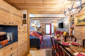 Interior - Beautiful Flat In Courmayeur, Courmayeur, Italy (Courmayeur)