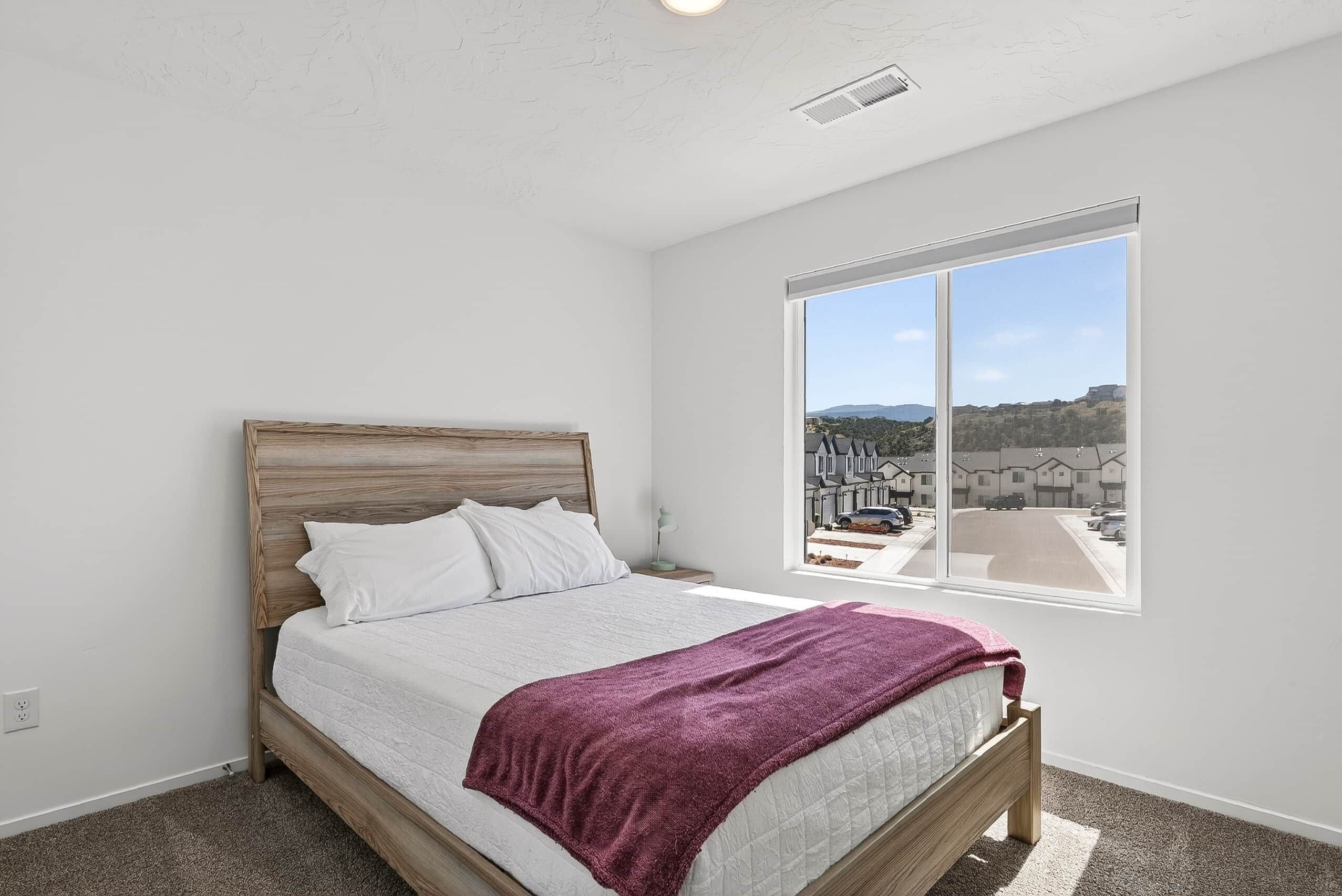 4 chambres, fer et planche à repasser, Wi-Fi gratuit, draps fournis