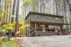 Exterior - Pine Cone Cottage - Pine Cone Cottage (Hamptonville)