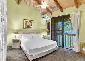 2 bedrooms, desk, free WiFi, bed sheets - FREE NIGHT! Please Inquire. 2B/2B+Loft w/2 beds. Spacious. Fully AC. (Kahuku)