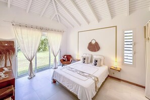 2 室のベッドルーム、アイロン / アイロン台、WiFi、ベッドシーツ