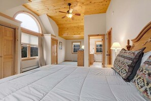 4 habitaciones, escritorio, wifi gratis y ropa de cama 