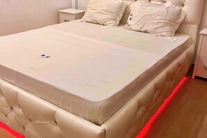 2 Schlafzimmer, Bügeleisen/Bügelbrett, WLAN, Bettwäsche