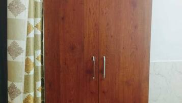 In-room safe, iron/ironing board, free WiFi